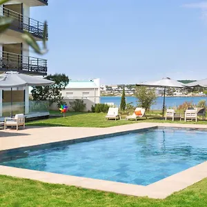 Golden Tulip Hotel & Rooftop Martigues Provence Hotel